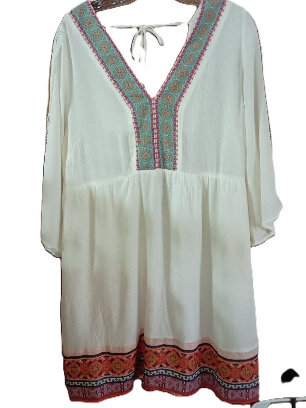 Boho White Mark White Beach Cover Up Colorful Trim V-Neck NWT Women’s XL